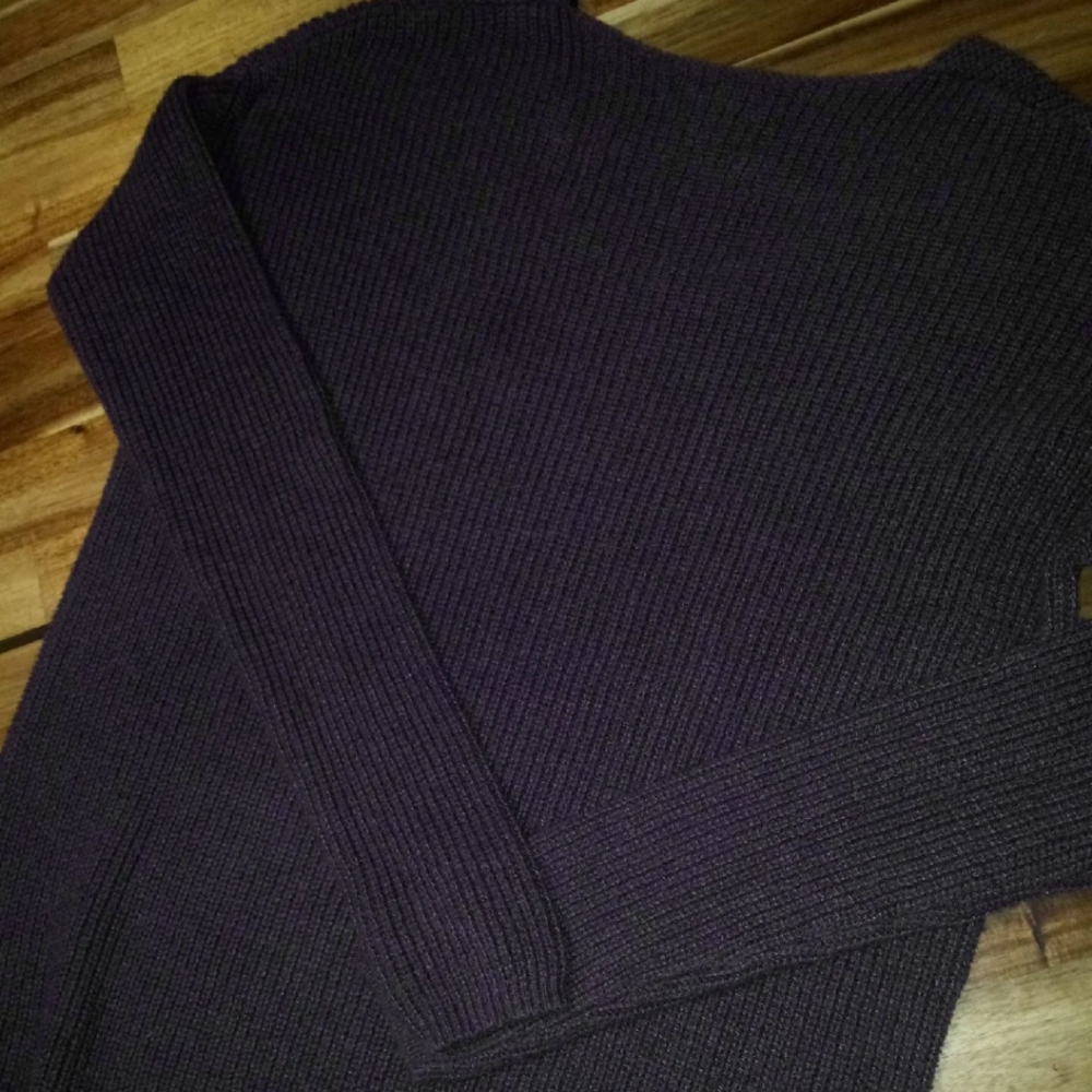 Sweater - Picture 2 of 2